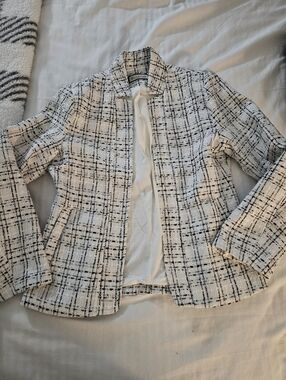 NWOT White and Black Tweed Open-Front Blazer